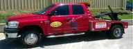 Piyo's Towing logo